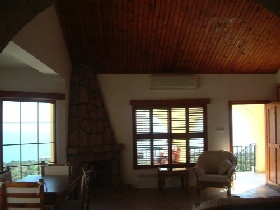 The open plan living area in villa Kayalar.